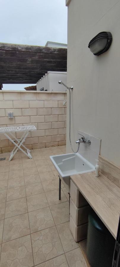 Casa Vacanze Il Sorriso Di Emi Torre Suda Exterior foto
